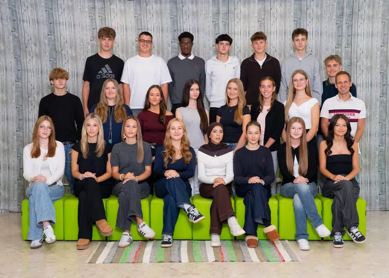 Klassenfoto der 2AK, Schuljahr 2025/26
